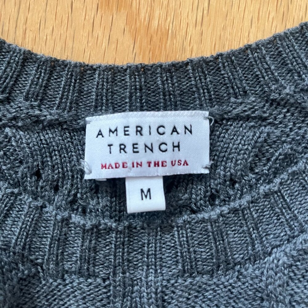 American Trench sweater - excellent condition!!! - Picture 2 of 2